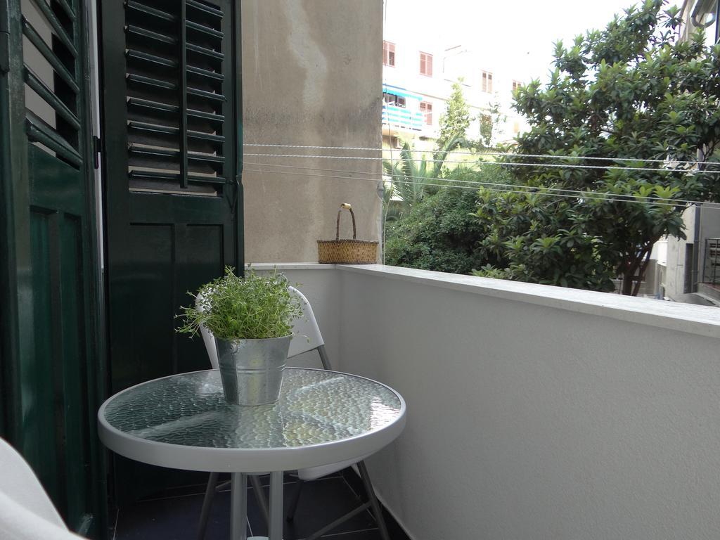 Rooms Stella Split Exterior photo